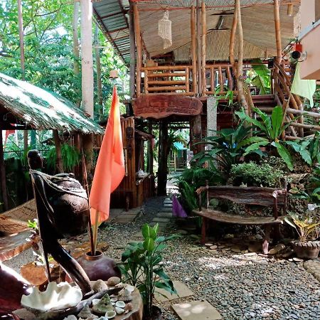 Victoria Guest House And Cottages Puerto Princesa Kültér fotó