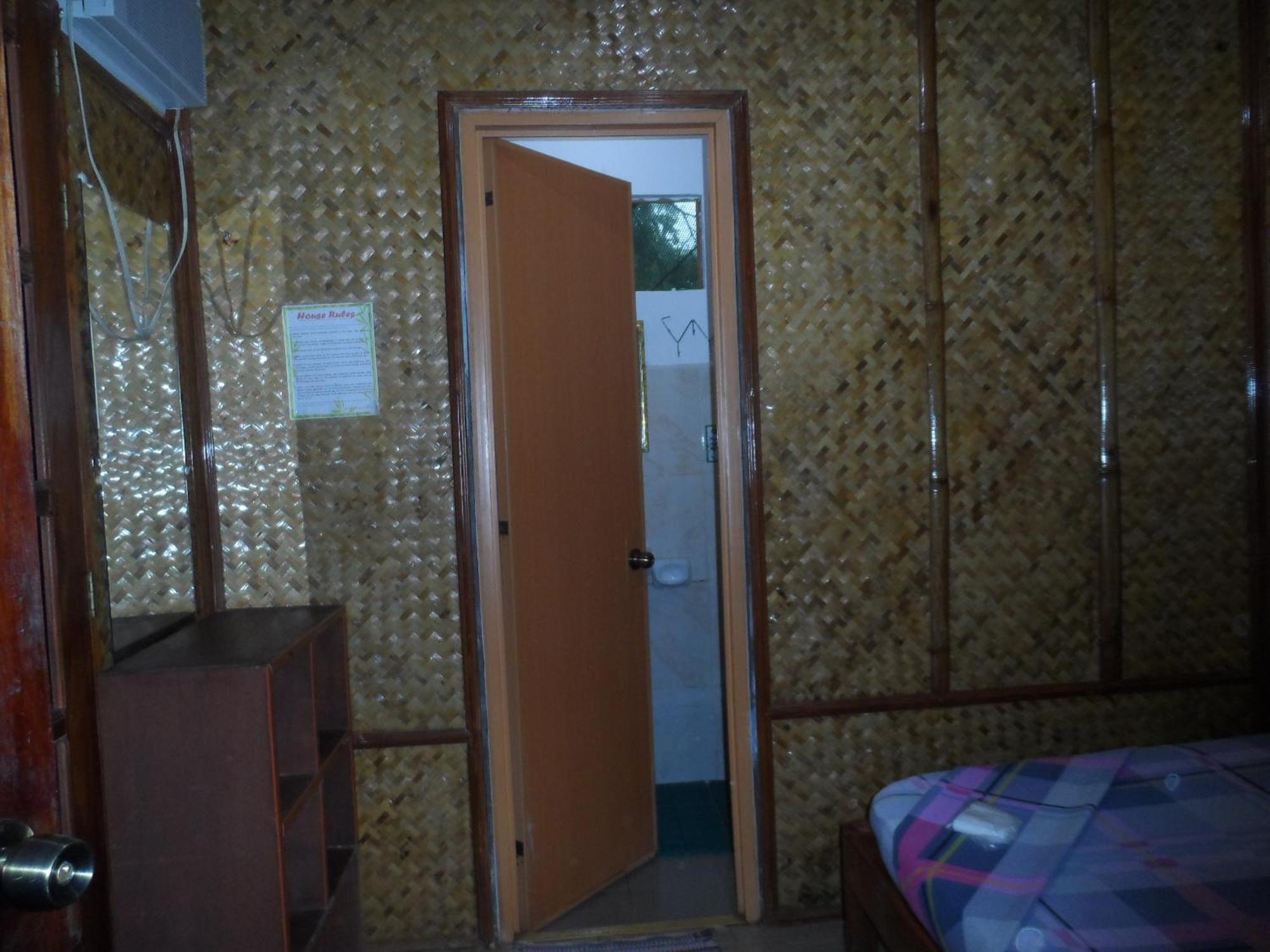Victoria Guest House And Cottages Puerto Princesa Szoba fotó